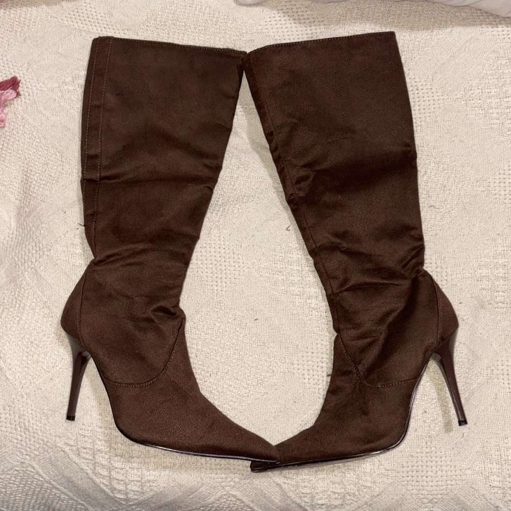Elegant Brown Knee-High Women's Boots